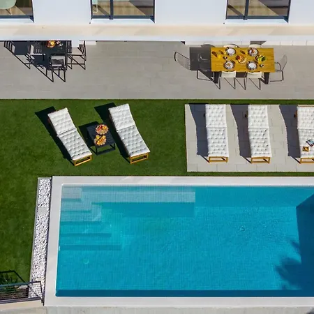 Sunset Split Overviewing Split And Bay *