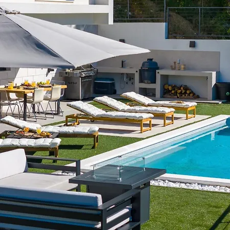 Sunset Split Overviewing Split And Bay