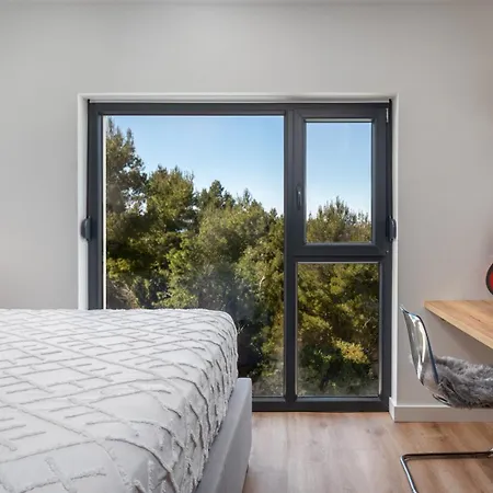 Sunset Split Overviewing Split And Bay