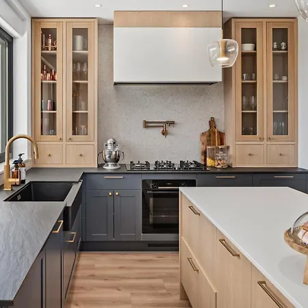 Villa Sunset Split Overviewing Split And Bay Podstrana