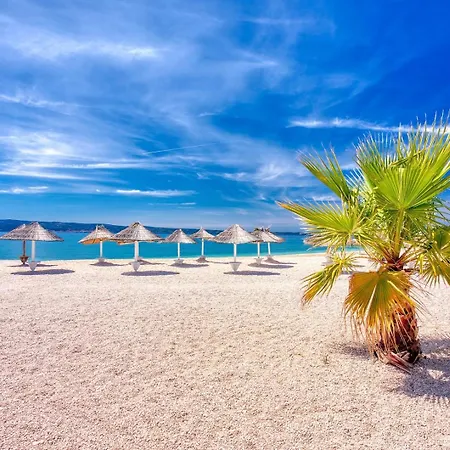 Sunset Split Overviewing Split And Bay