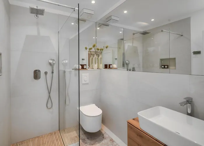 Sunset Split Overviewing Split And Bay ポドストラナ