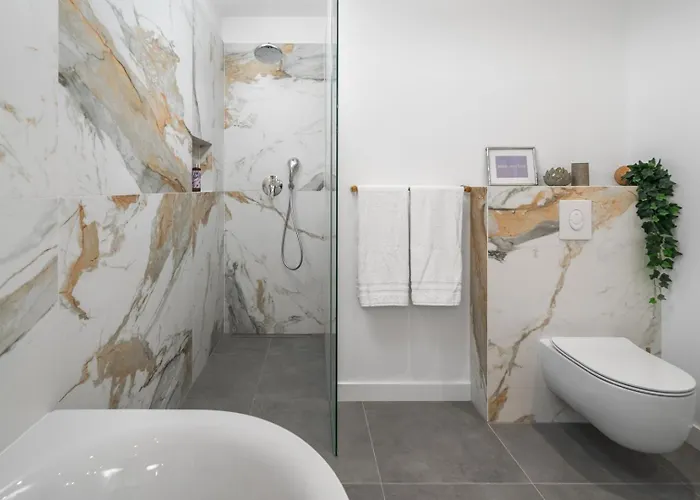 Sunset Split Overviewing Split And Bay