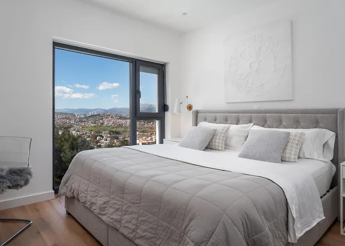 Sunset Split Overviewing Split And Bay *